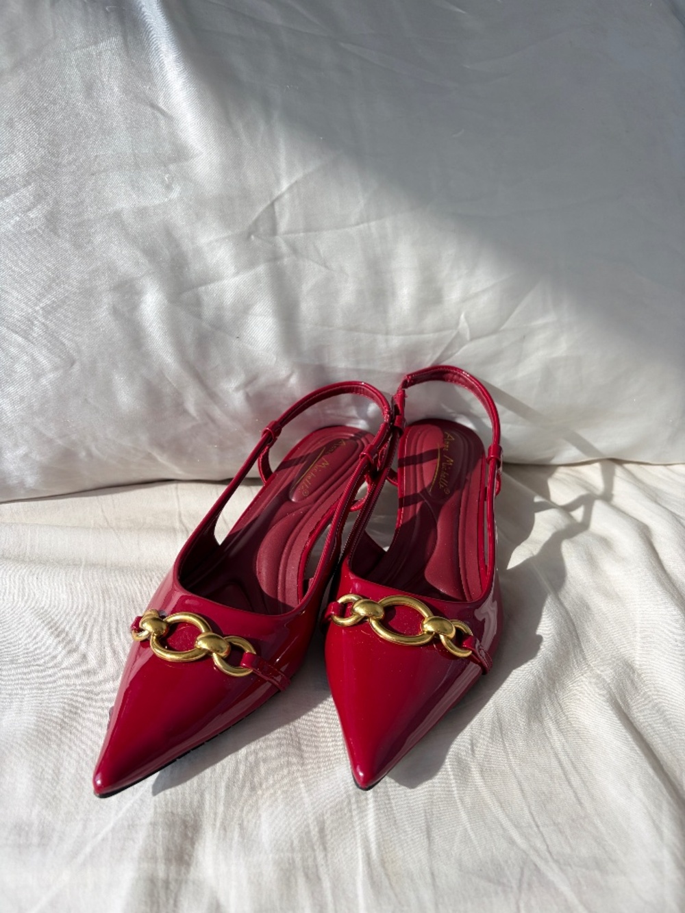 Red kitten heels, women’s 5.5